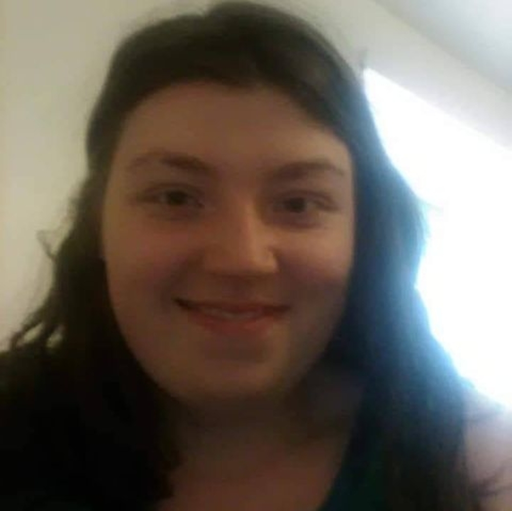 Meet your Posher, Alexis